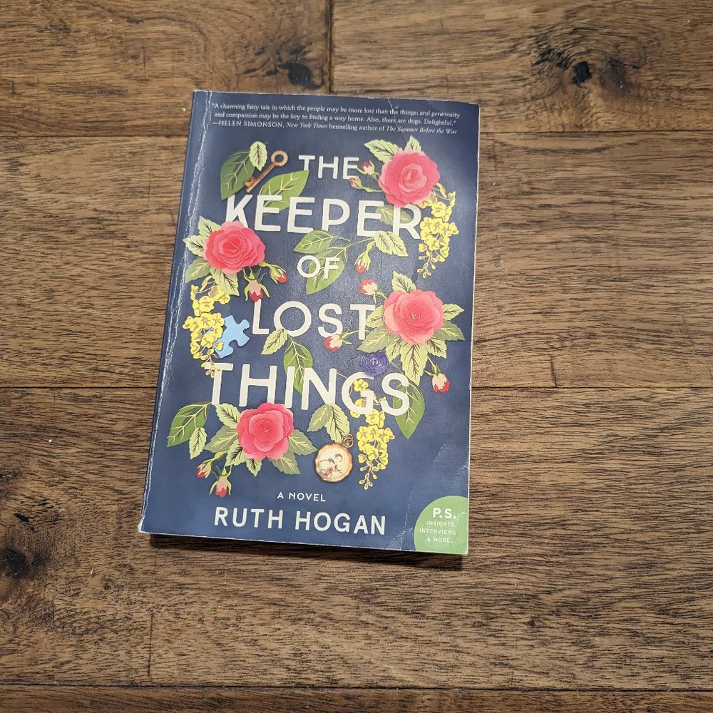 Ruth Hogan - The Keeper of Lost Things paperback book